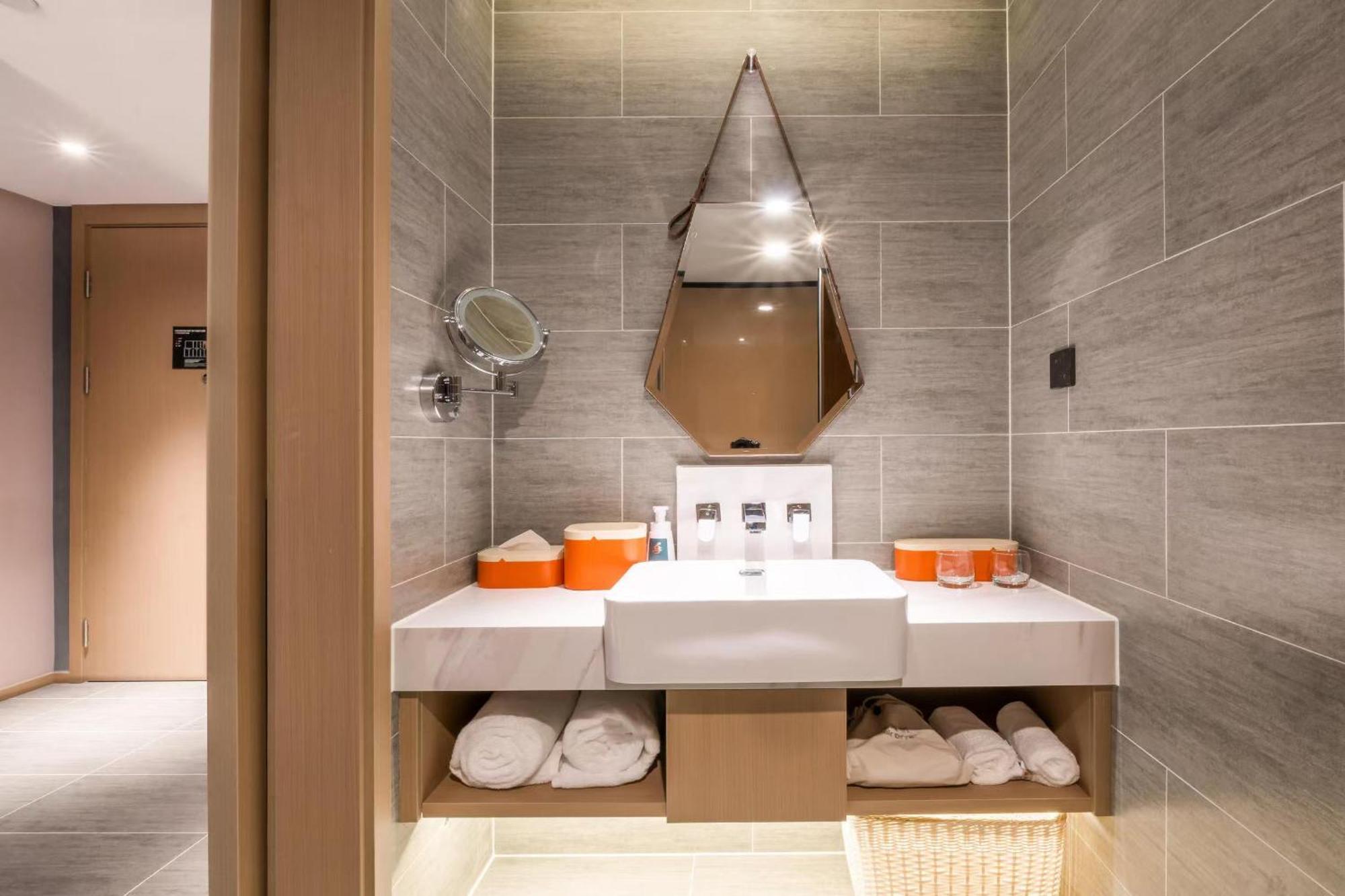 Atour Hotel Luzhou Bubugao New World Εξωτερικό φωτογραφία